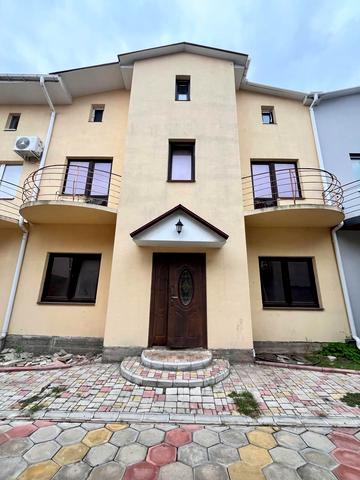 28 бригади вул. (Паустовського), 27а