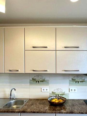 Продаж класної трикімнатної з ремонтом 97 кв.м. біля м. Позняки