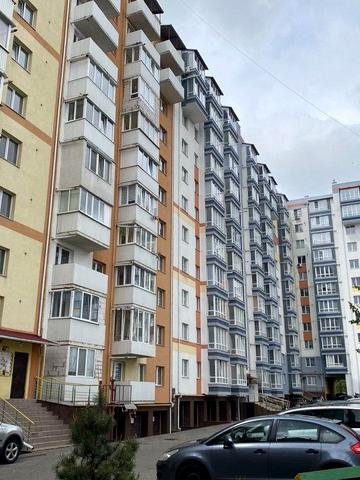 Гайдамацька вул. (Марфи Струтинської), 13-Б