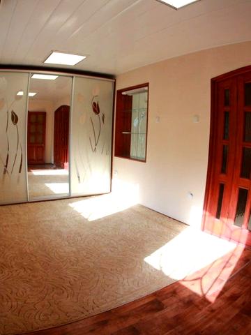 Приморська вул., 5