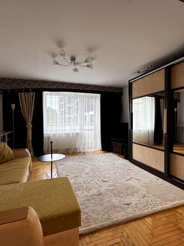 Млинарська вул., 50