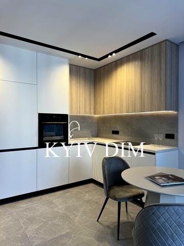 Повітряних Сил просп. (Повітрофлотський), 56