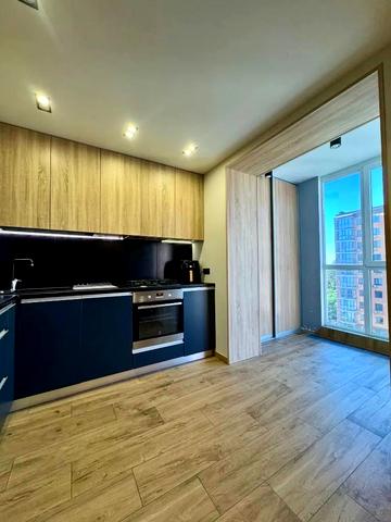 Високовольтна вул., 14