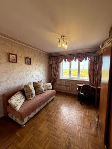 Наталії Ужвій вул., 112