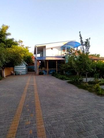 Набережна, 42д/1