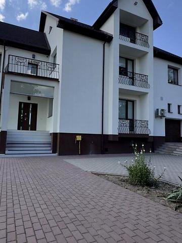 Довгострокова оренда 5к Дім Весела вулиця