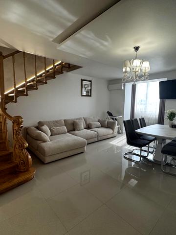 Івана Пулюя вул., 15