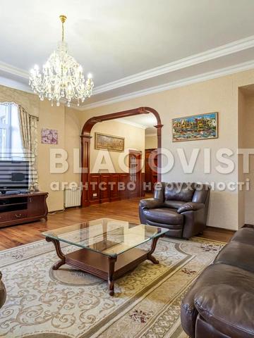 Хрещатик вул. (Kreschatic), 15