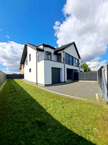 Лемківська, 28