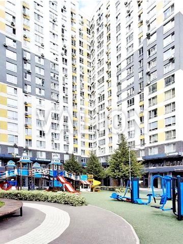 Університетська вул., 1п