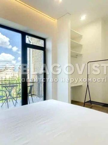 Продаж 2кім.Паньківська 18. Сталінка.Історичний Центр Столиці.