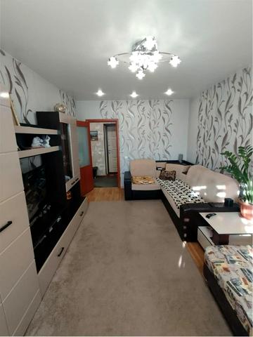 Смілянська вул., 2