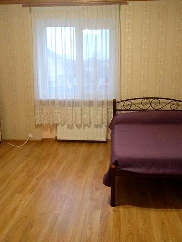 Будинок 2 поверховий здаємо для чоловіка .Терміново.Вільно.