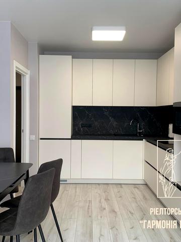 Салютна вул., 2к17