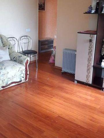 Продам 3-ну квартиру в центрі Узина!