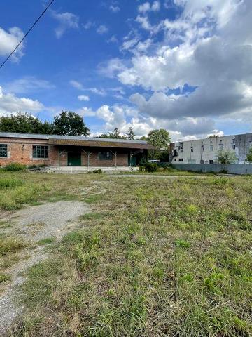 Продаж нежитлової будівлі/складу