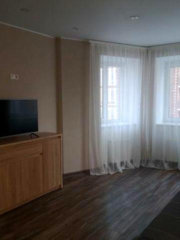 Івана Сльоти вул., 49