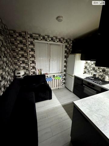 Осіння вул., 9-А