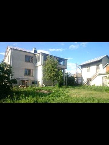 Продам добротний  будинок у Скалаті