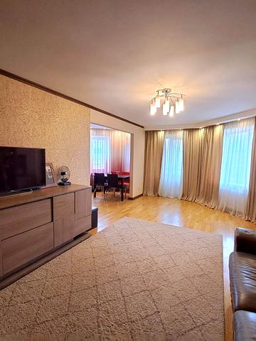 Вербицького вул., 16