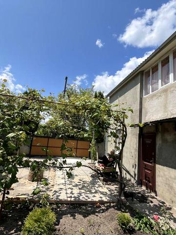 Продається будинок 2 поверхи біля Нетішина в с. Старий Кривин