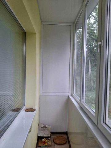 Продам 2-кімнатну квартиру Буди