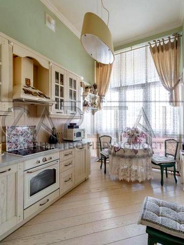 Центр міста,Паторжинського 14,Софіївська пл.,Майдан Незалежності