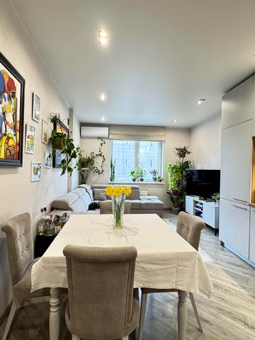 Генуезька вул., 3а