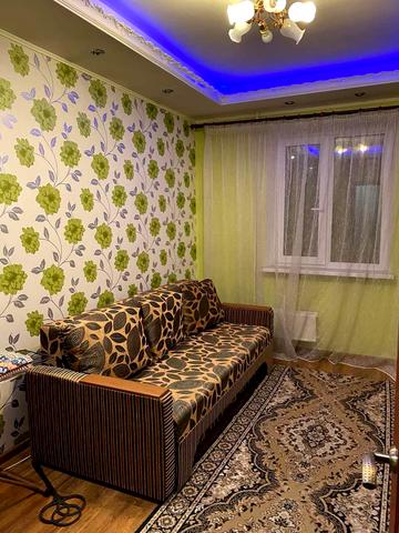 Вишняківська вул., 12