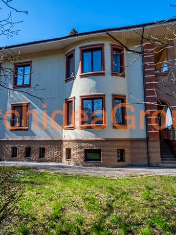 Пирятинська вул., 15