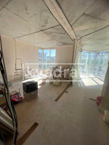 Радистів вул., 40