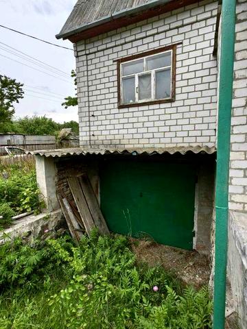 Продаж дачі з білої цегли