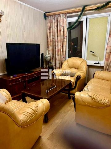 Академіка Павлова вул., 134/16