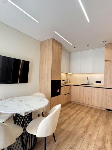 Андрія Бачинського вул., 92