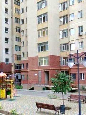 Євгена Чикаленка вул., 56б