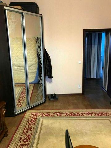 Продам 2к.сталинку,ж\б,евроремонт,пл.60м,Конный р-к(404230)