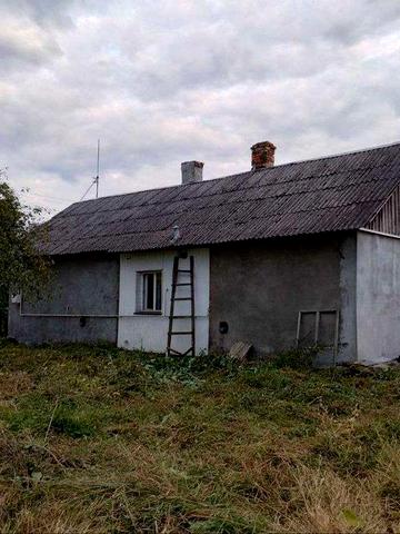 Продається земельна ділянка з будинком у мальовничому місті Белз