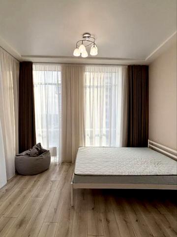 Сімферопольська вул., 2-П