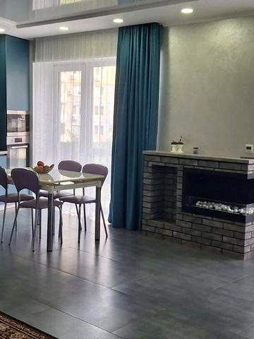 Вадима Жукова вул. (Бєляєва), 8