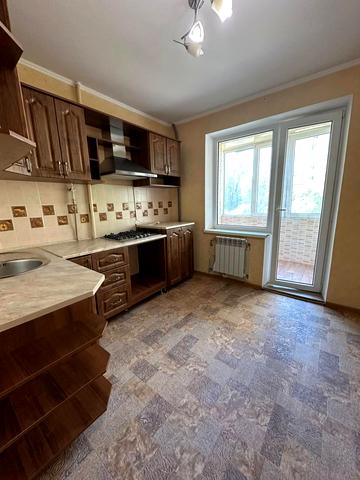 Сонячна Набережна вул. (Маршала Малиновського), 44