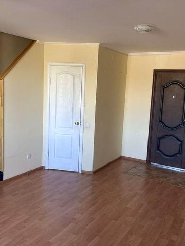 Продам 3-кімнатну квартиру в центрі Боярки