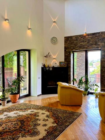 Карпинського, 12