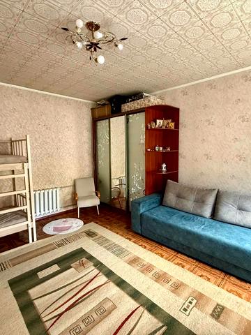 Камянська вул., 30