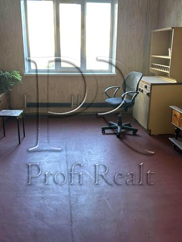 Рональда Рейгана вул., 32