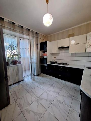 Продається 2 кімнатна квартира з ремонтом ЖК Перший парковий