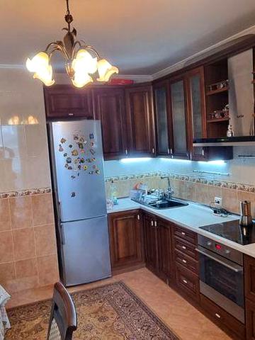 Продається 3 кімнатна квартира.