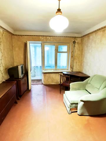 Валентина Бурхана вул., 25