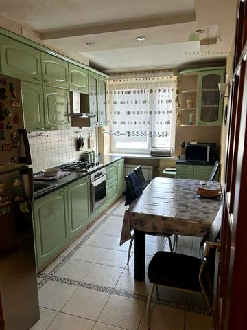 Полтавський Шлях вул., 123