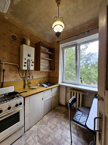 Євгена Маланюка вул. (Кантемирівська), 4