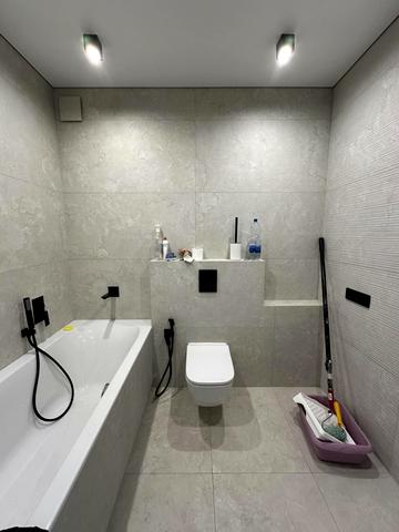 Надійна вул., 23